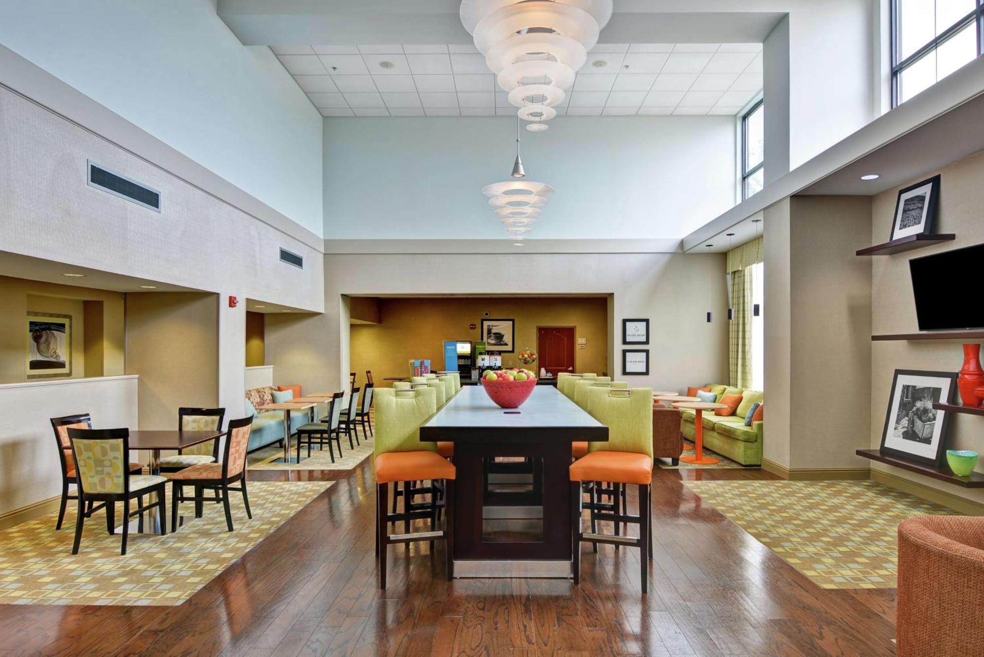 Hampton Inn & Suites Wilkes-Barre Εξωτερικό φωτογραφία