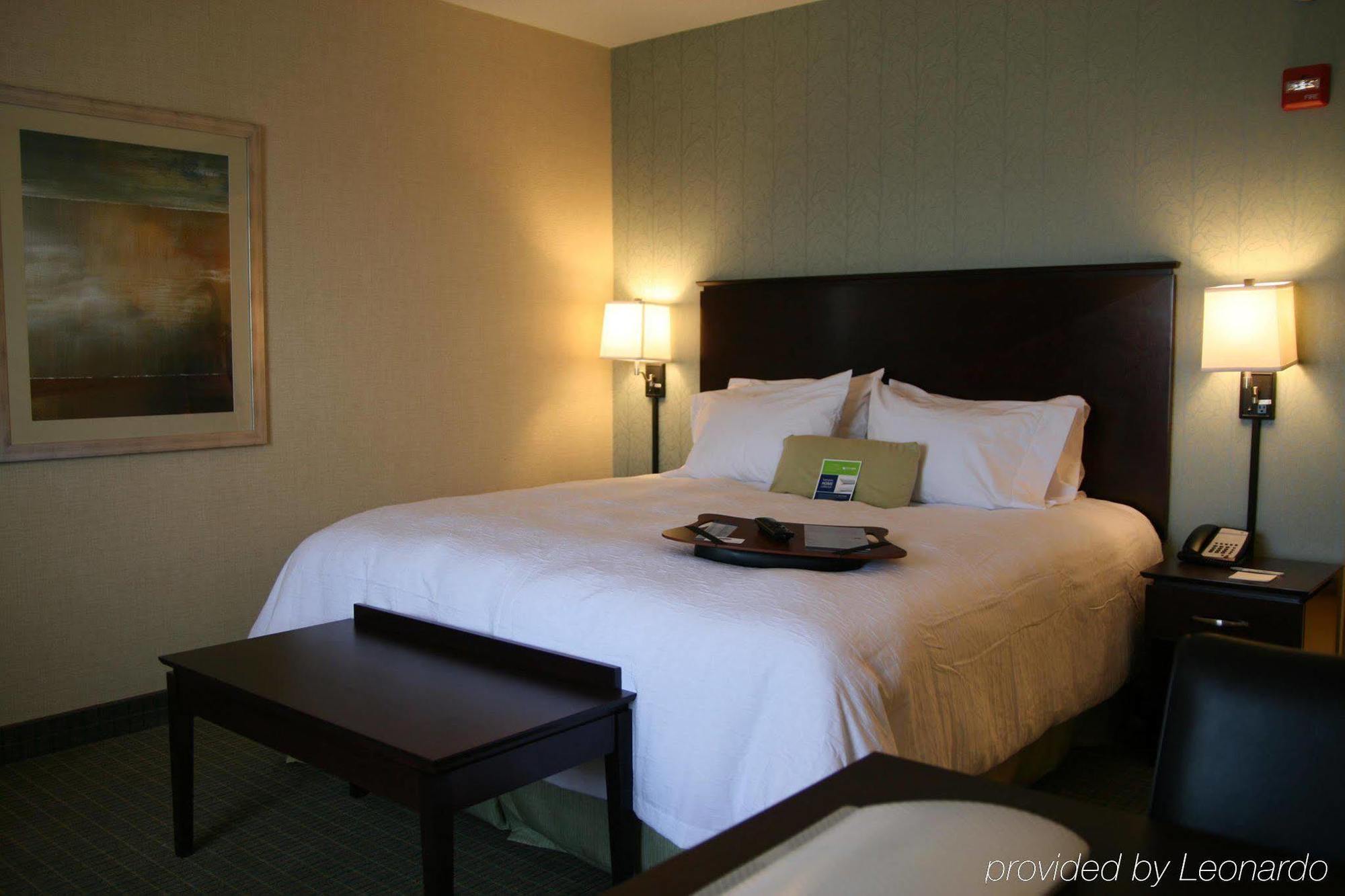 Hampton Inn & Suites Wilkes-Barre Δωμάτιο φωτογραφία